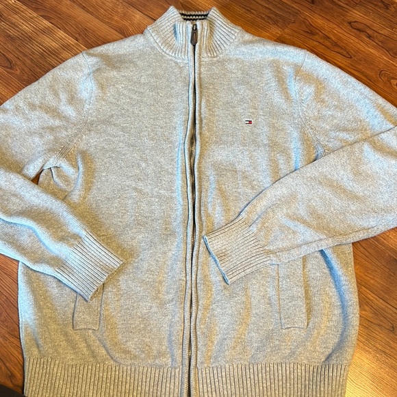 Tommy Hilfiger zip up sweater - Picture 2 of 6